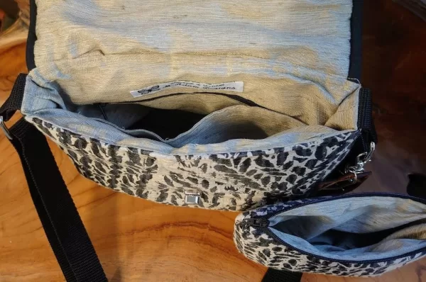 Avie Cross Body Bag Pre Quilted Black Beige Fabric