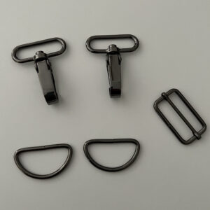 Hardware Set Black 40 mm